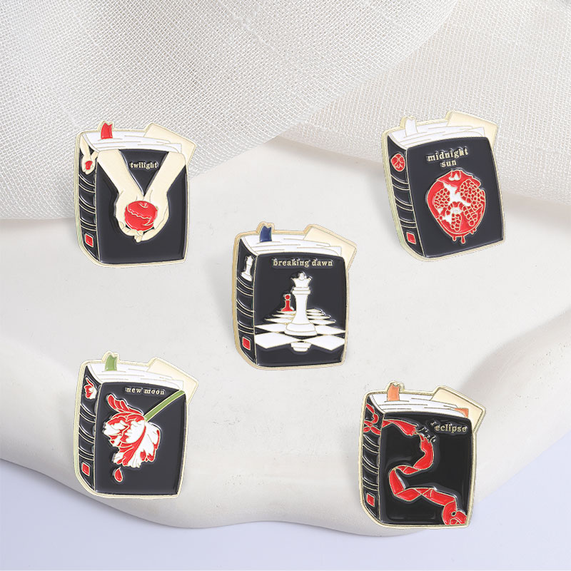 Jewelry Making Journal - Beroemde films en romans Emaille pins