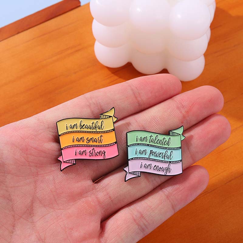 Leuke Boeken Emaille Broche Ho - Jewelry Making Journal recensie en prijs