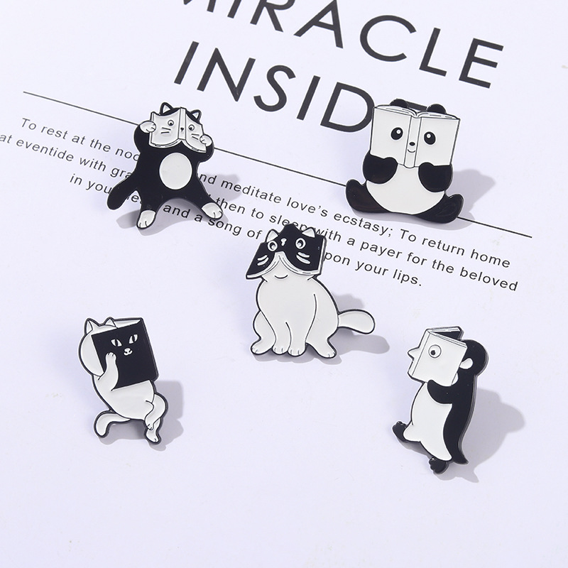 Leuke Boeken Emaille Broche Ho - Jewelry Making Journal recensie en prijs